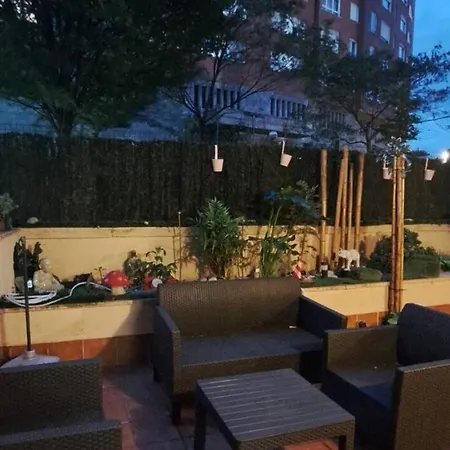 Con Salida Directa A Terraza Chill Out Bilbao
